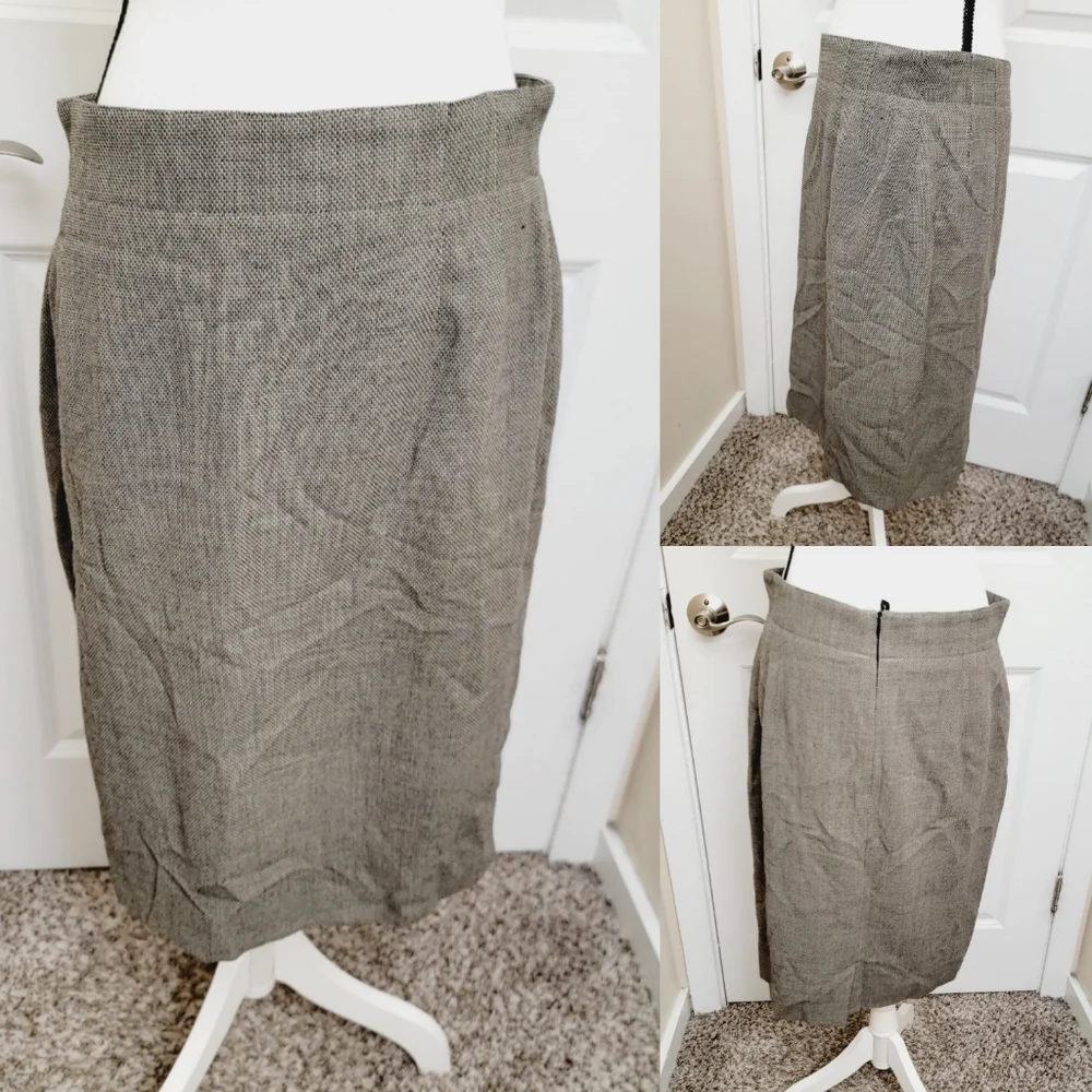 ESCADA Vintage Gingham Suit Set, Suit Blazer & Pencil Skirt - Picture 10 of 16